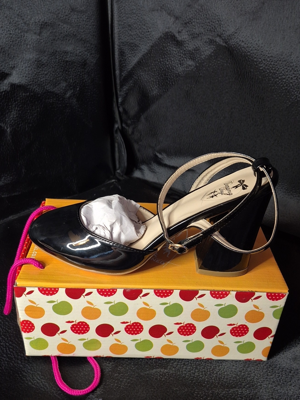 Dancing Days by Banned Size 40 Black Chunky Heel - New